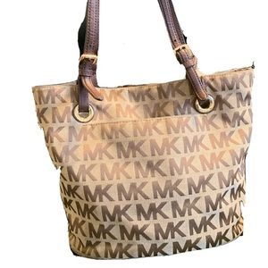 Micheal kors handbag